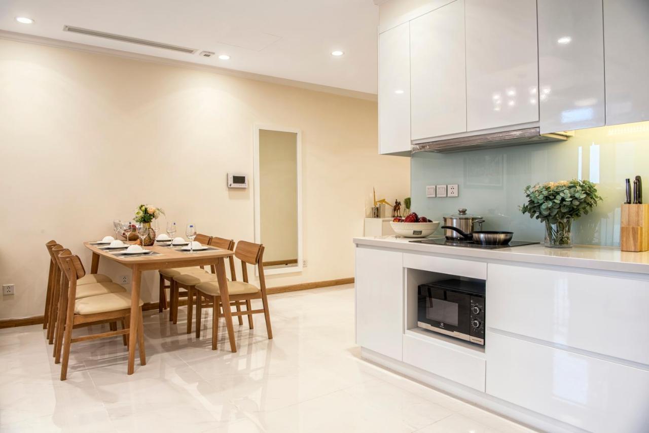 Luxury Vinhomes Central Park Humi Apartment Ho Chi Minh City Exterior photo